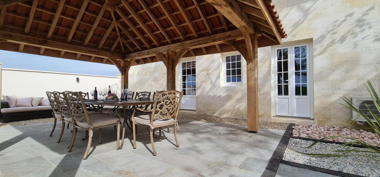 Holiday home Dom Peyreton Prestige Set In A Charming Wine Villegouge